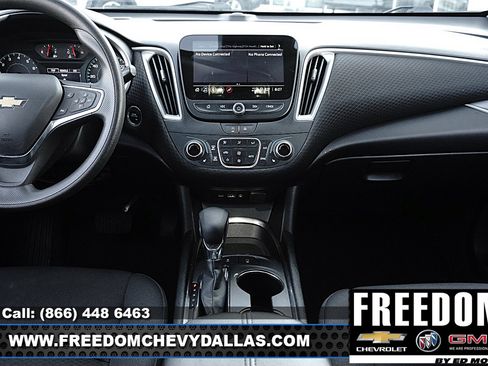 Used 2024 Chevrolet Malibu LT FWD image 14