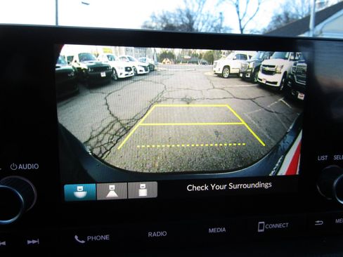 Used 2023 Honda Civic Sport image 27