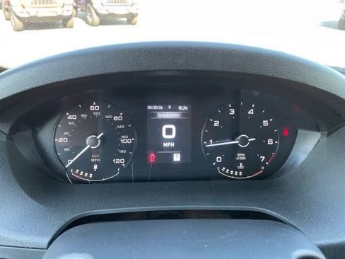 Used 2025 RAM ProMaster 2500 w/ Convenience Group FWD image 16