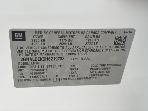 Used 2017 Chevrolet Equinox LT w/ Sport Edition FWD image 34