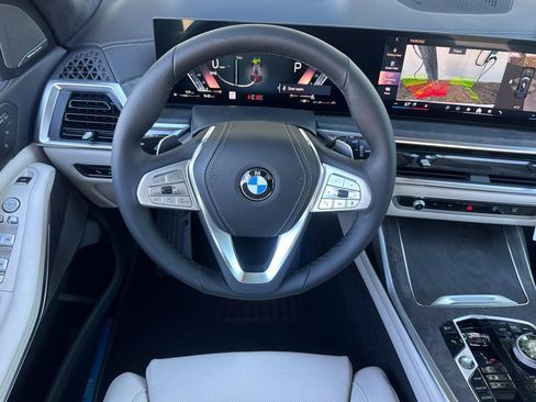 New 2026 BMW X7 xDrive40i w/ Executive Package image 26
