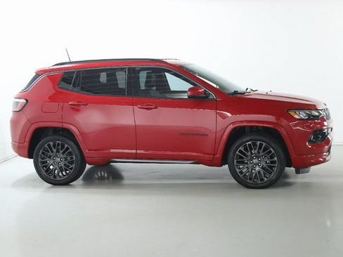Used 2022 Jeep Compass Limited AWD/4WD image 12