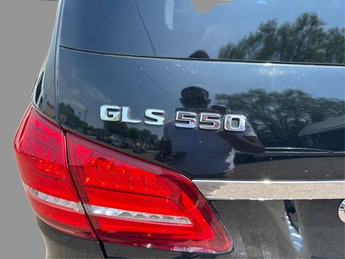 Used 2018 Mercedes-Benz GLS 550 4MATIC w/ Driver Assistance Package image 28
