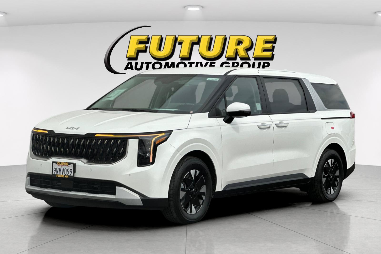 Used 2026 Kia Carnival LXS FWD image 8