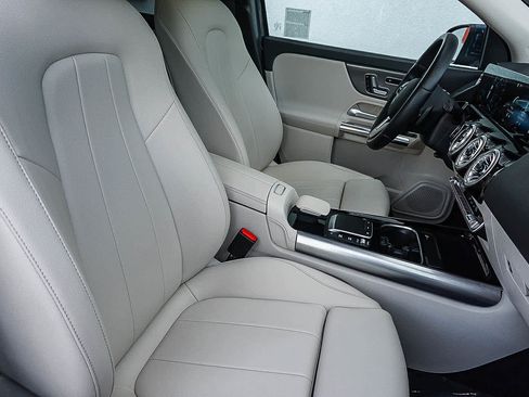 Used 2022 Mercedes-Benz GLA 250 image 20