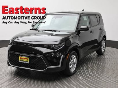Used 2025 Kia Soul LX w/ LX Technology Package