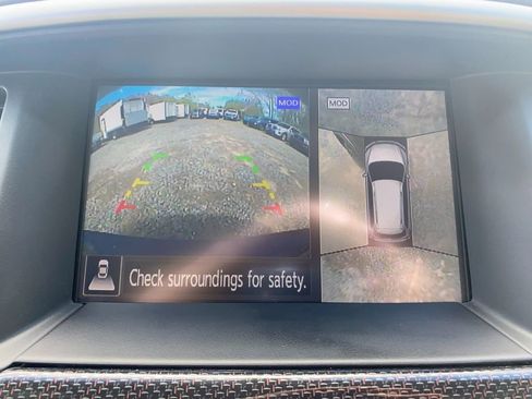 Used 2020 Nissan Pathfinder SL image 22