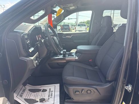 Used 2024 Chevrolet Silverado 1500 LT AWD/4WD image 26