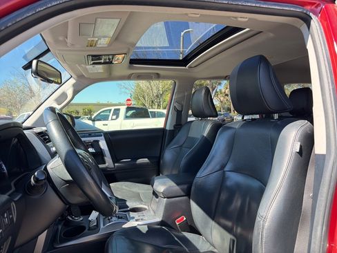 Used 2016 Toyota 4Runner Limited image 7