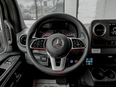 New 2024 Mercedes-Benz Sprinter 3500 image 25