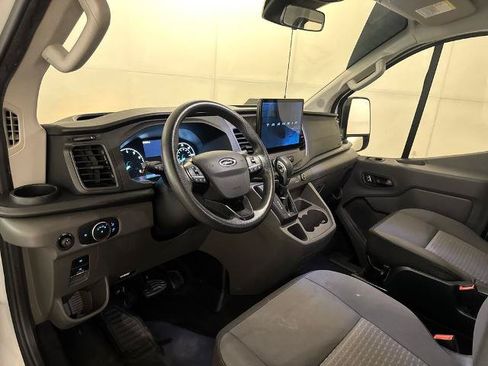 Certified 2022 Ford Transit 350 XLT RWD image 5