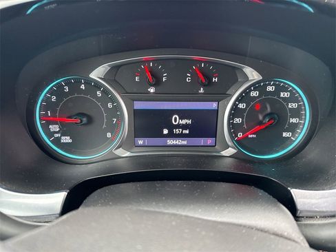 Used 2020 Chevrolet Traverse LT image 15