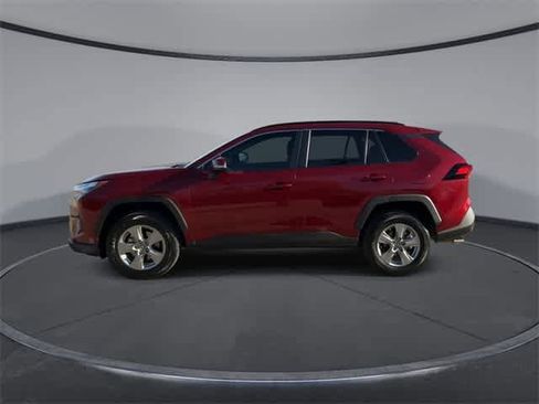 Used 2025 Toyota RAV4 XLE image 5