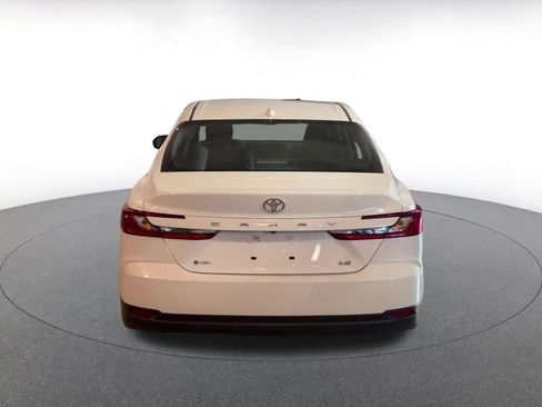 Used 2025 Toyota Camry LE image 12