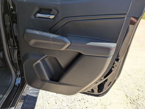 New 2025 Chevrolet Colorado Z71 w/ Midnight Edition image 33
