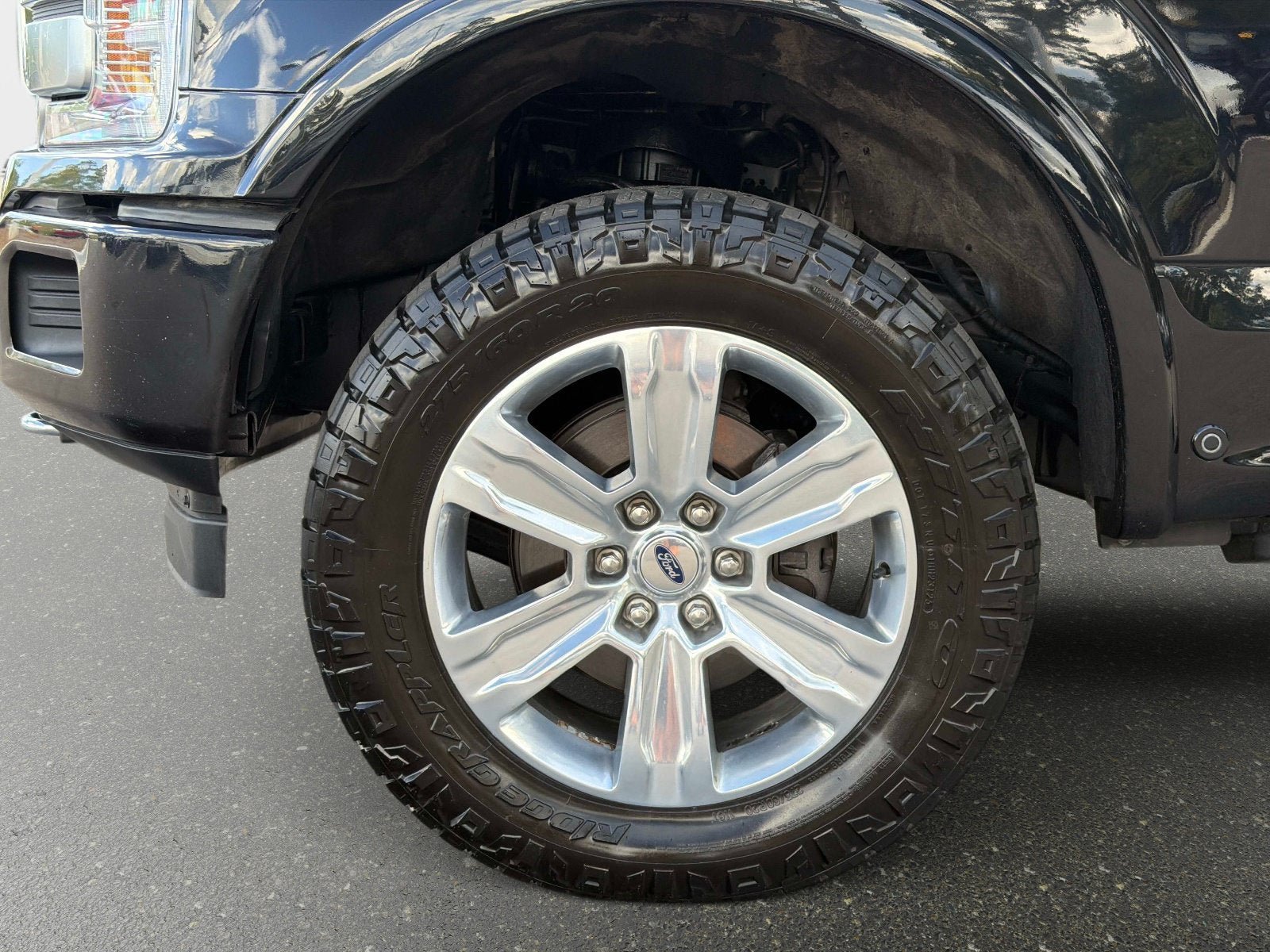 Used 2019 Ford F150 Platinum w/ Equipment Group 701A Luxury AWD/4WD image 10