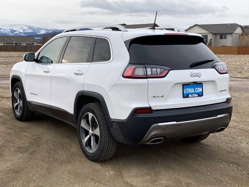 Used 2019 Jeep Cherokee Limited image 12