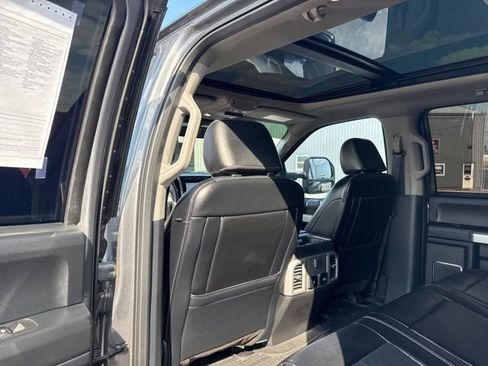 Used 2021 Ford F250 Lariat AWD/4WD image 31