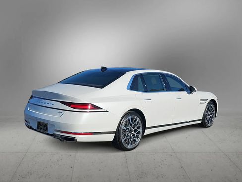 Used 2025 Genesis G90 3.5T AWD/4WD image 8