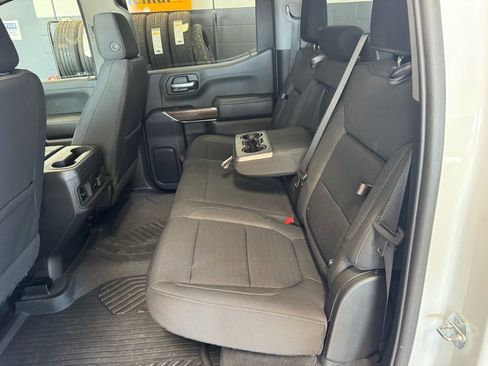 Used 2022 Chevrolet Silverado 1500 RST image 14