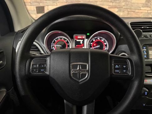 Used 2018 Dodge Journey SE w/ Blacktop Package FWD image 17
