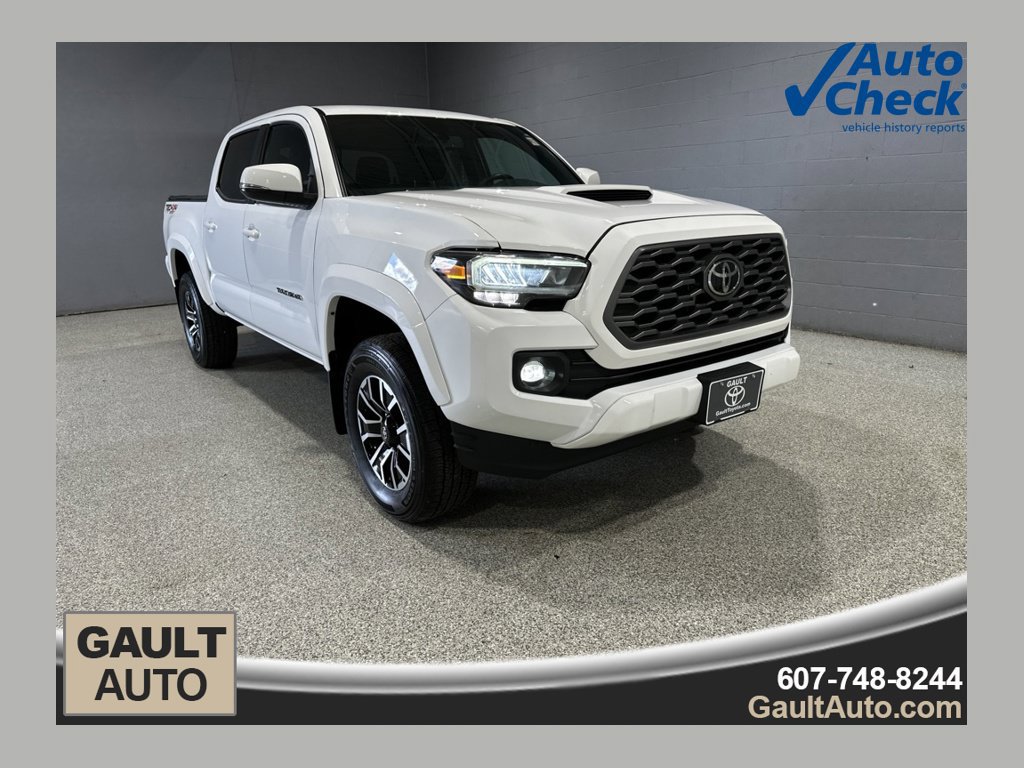 Certified 2023 Toyota Tacoma TRD Sport AWD/4WD image 1