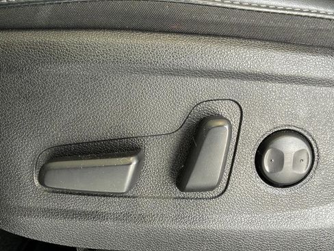 Used 2024 Kia Telluride S w/ S Sunroof Package FWD image 14