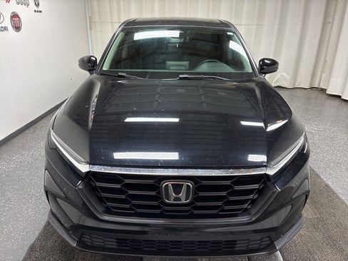 Used 2024 Honda CR-V LX image 2