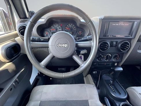 Used 2009 Jeep Wrangler X image 5