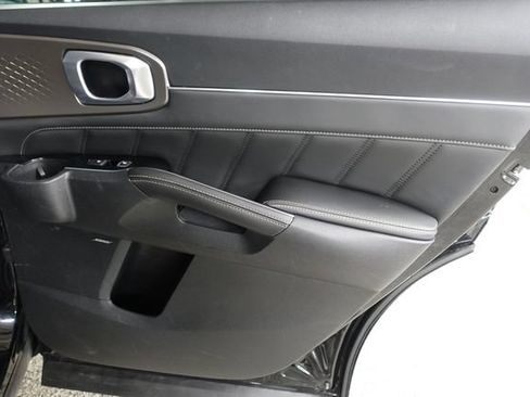 Used 2022 Kia Sorento SX FWD image 26