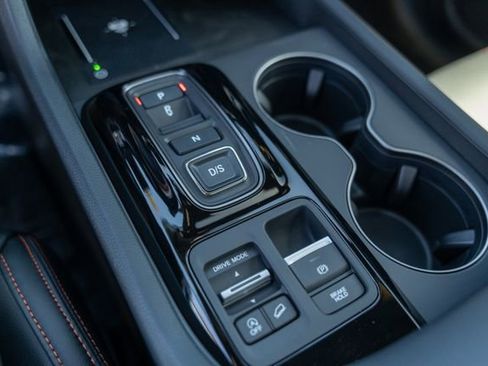 New 2025 Honda Pilot TrailSport image 32