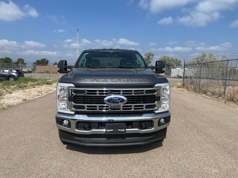Used 2025 Ford F250 XLT w/ FX4 Off-Road Package AWD/4WD image 2