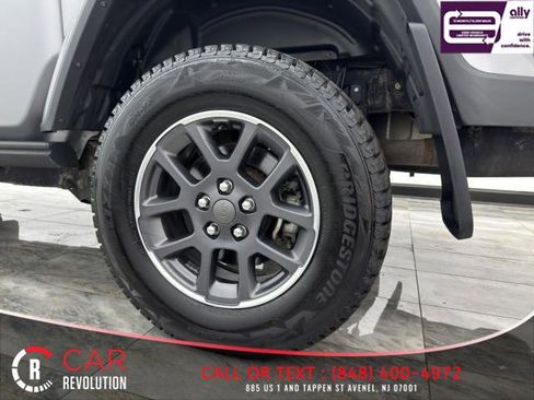 Used 2020 Jeep Gladiator Overland image 11