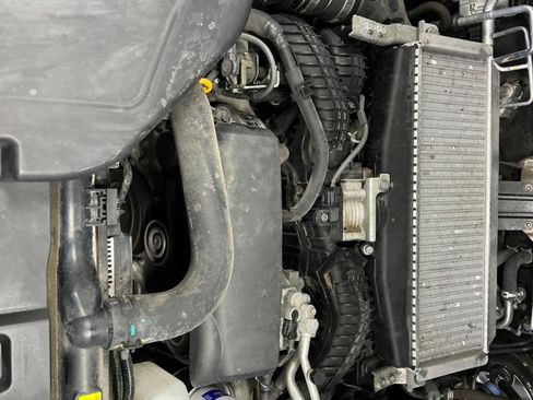 Used 2019 Subaru Ascent Limited w/ Popular Package #2A image 7