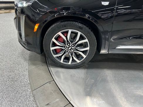 Used 2022 Cadillac XT6 Sport AWD/4WD image 35