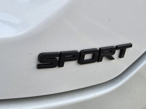 Used 2023 Honda Pilot Sport image 31