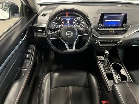 Used 2024 Nissan Altima 2.5 SR FWD image 18