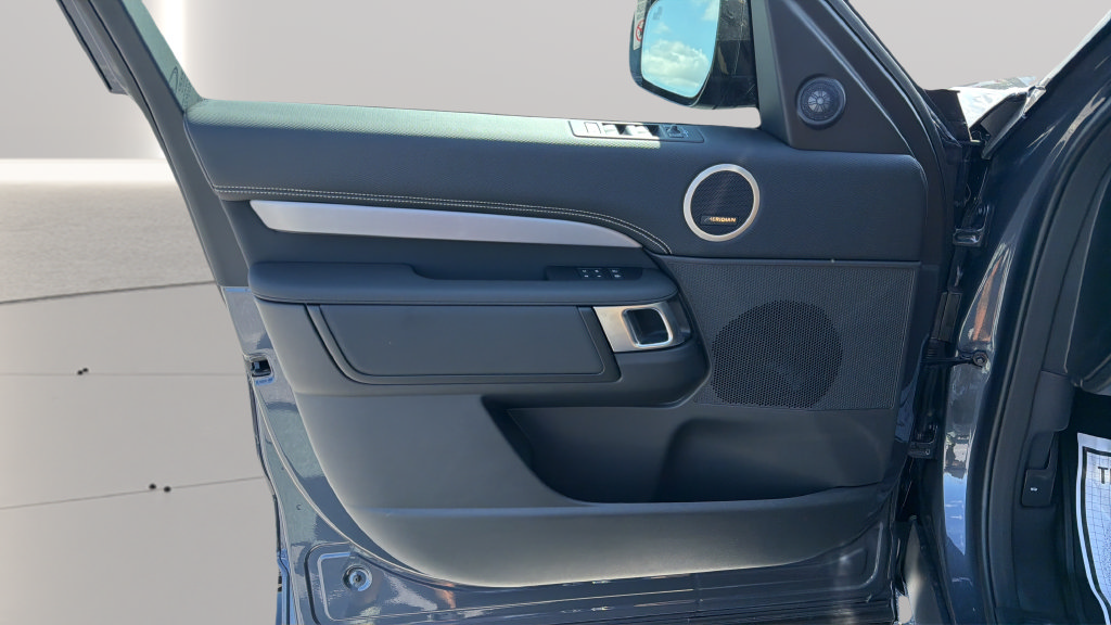 New 2026 Land Rover Discovery Dynamic SE AWD/4WD image 20