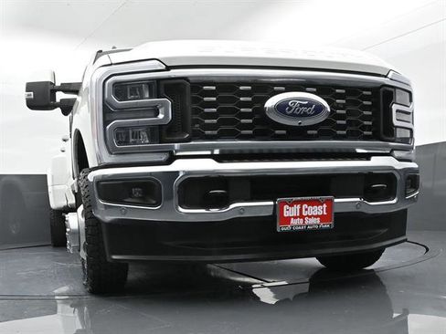 Used 2023 Ford F350 Lariat w/ Lariat Ultimate Package AWD/4WD image 33