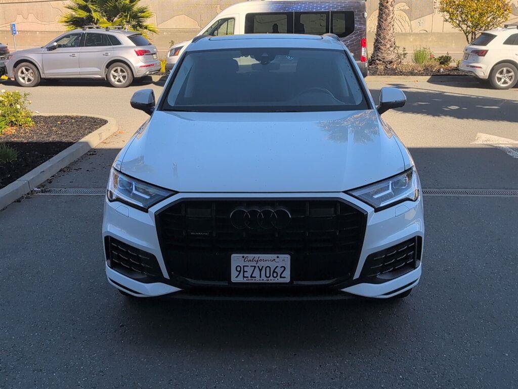 Used 2023 Audi Q7 3.0T Premium Plus AWD/4WD image 3