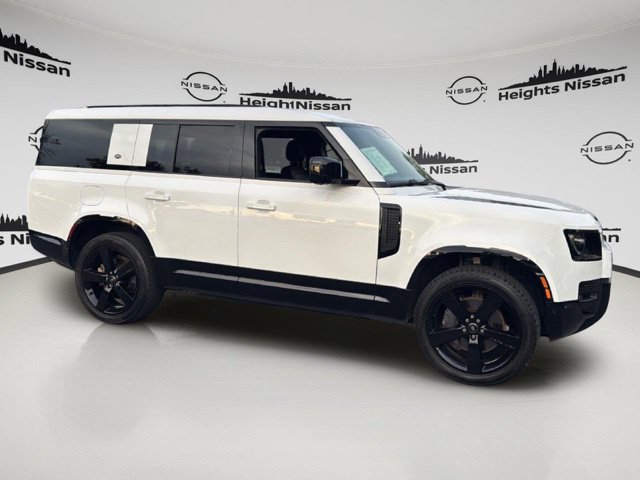 Used 2024 Land Rover Defender 130 X-Dynamic SE AWD/4WD image 10
