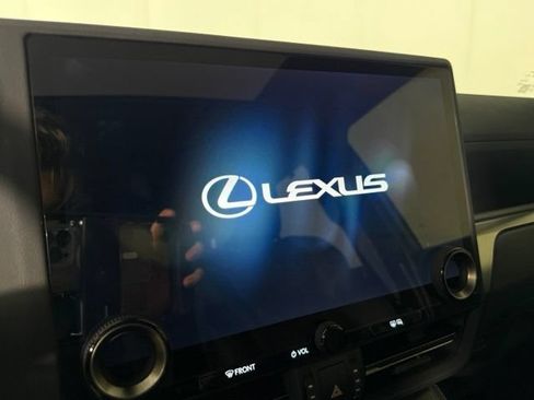 Used 2024 Lexus GX 550 AWD/4WD image 19