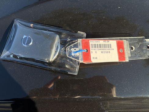 Certified 2025 Volvo V60 B5 Cross Country Plus image 38