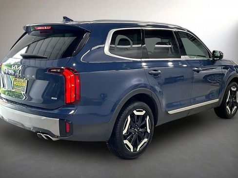 Used 2025 Kia Telluride S AWD/4WD image 5