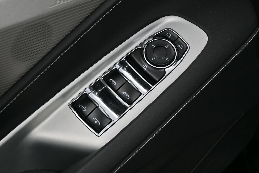 Used 2024 Chevrolet Corvette Stingray Preferred Conv w/ Z51 Performance Package RWD image 15