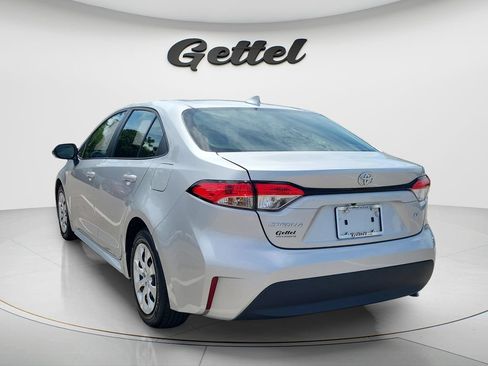 Used 2025 Toyota Corolla LE FWD image 7