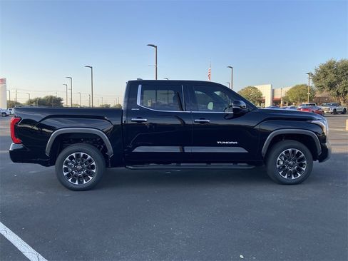 New 2026 Toyota Tundra Limited image 3