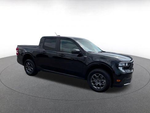 Used 2026 Ford Maverick XLT w/ Equipment Group 301A AWD/4WD image 2
