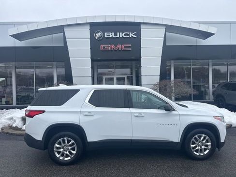 Used 2019 Chevrolet Traverse LS image 34