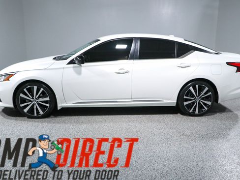 Used 2021 Nissan Altima 2.5 SR FWD image 10